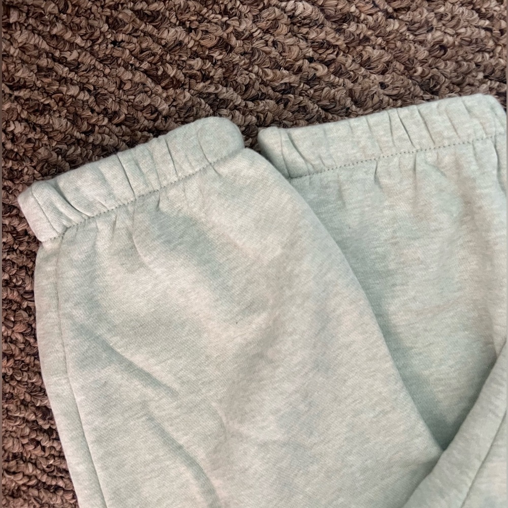 Nike Fleece Sweatpants - Picture 7 of 7